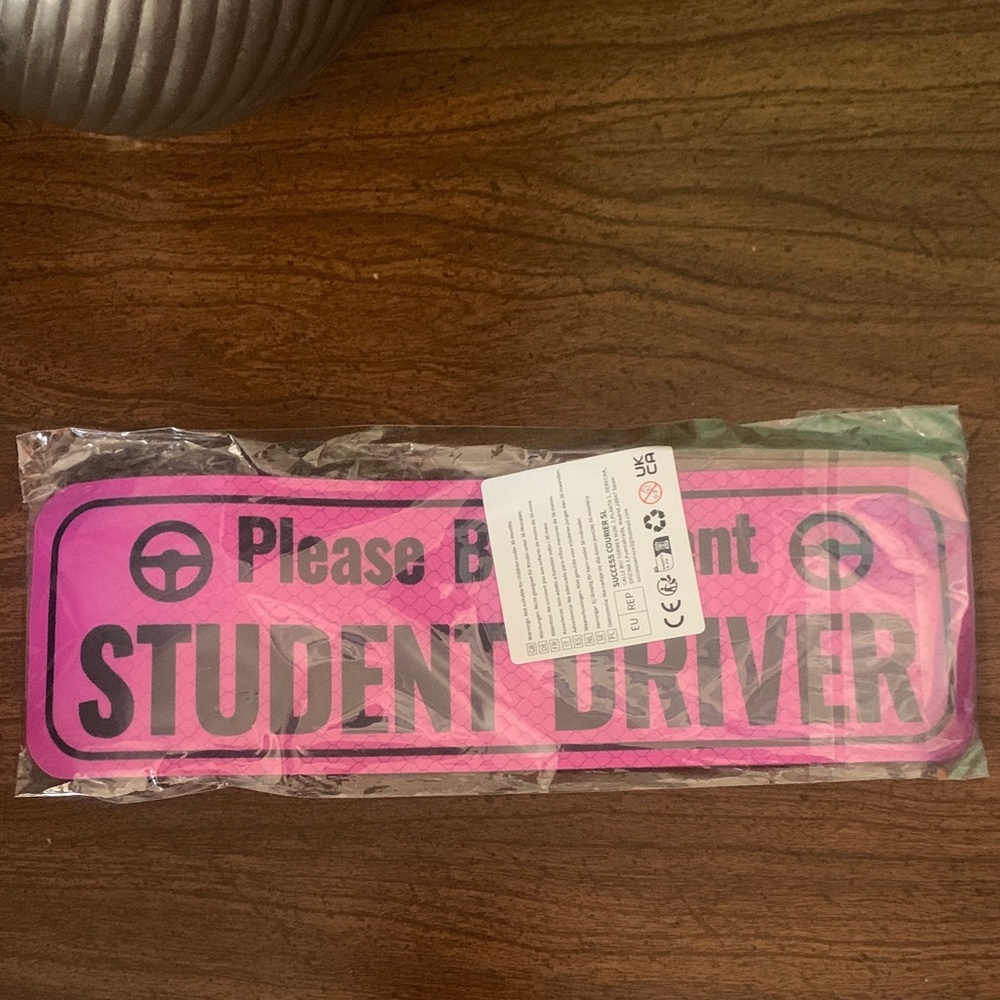 NWT No Label 2pc Purple Student Driver Magnets